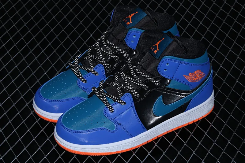 All categories Air Jordan Jordan series basketball shoes Air Jordan 1 Mid Air Jordan 1 Mid AJ1 Joe 1 patent leather black blue orange Zhongbang basketball shoes 554725-440